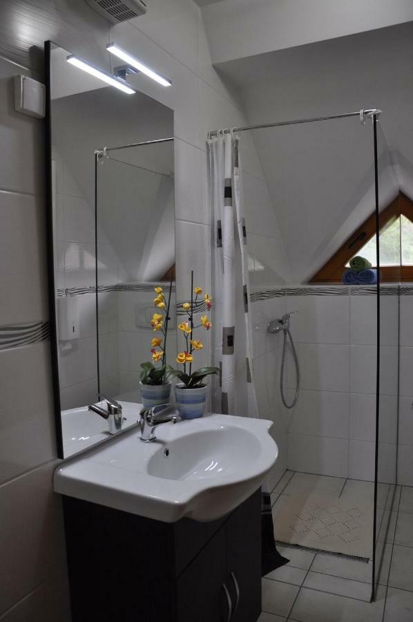 Sunny Apartment Moravske-Toplice Ngoại thất bức ảnh